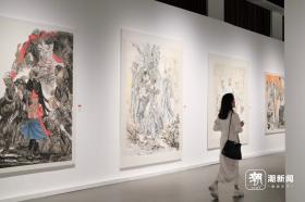 丹青描绘浙里畲风 庆祝景宁建县40周年采风创作展在杭开幕