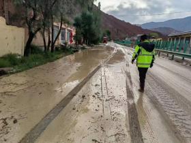 青海部分路段受降雨影响发生泥石流，部分路段交通管制！  第18张